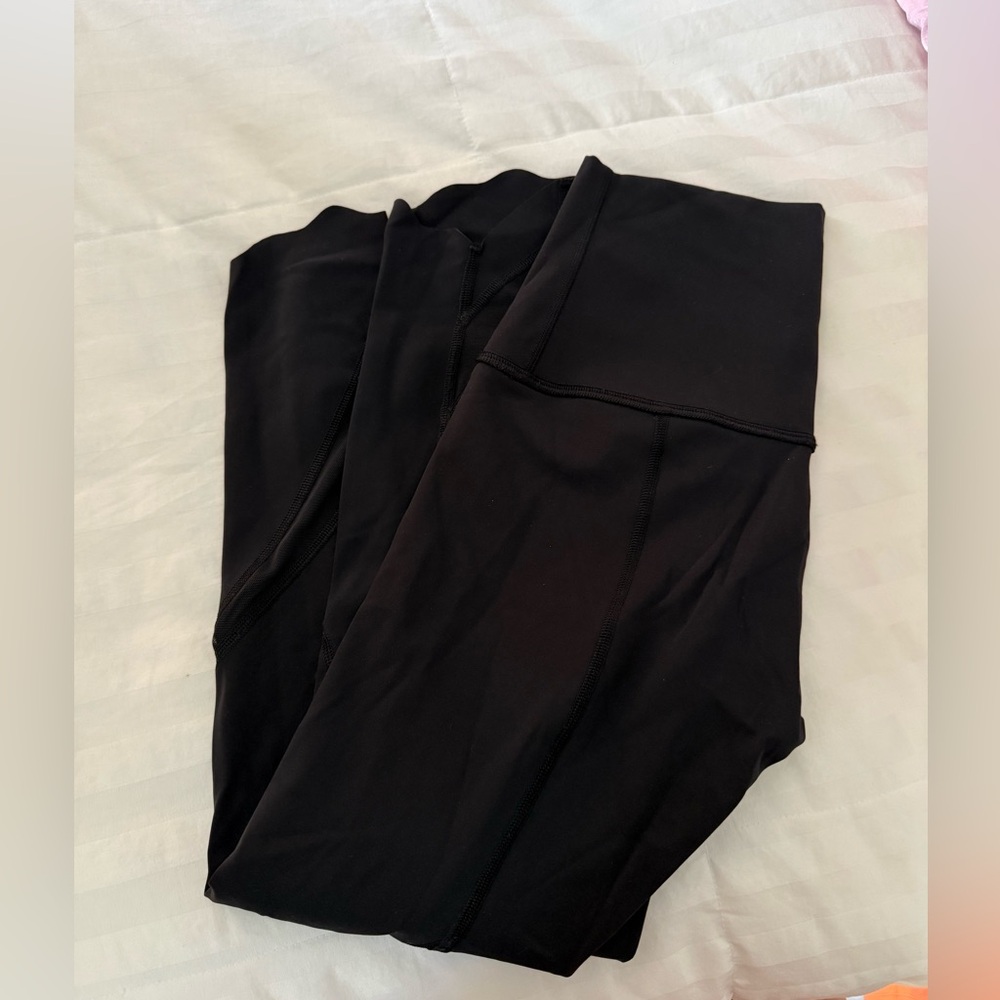 Women’s Lululemon Cropped Leggings